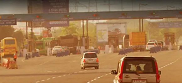 Man, Minor Killed After Ambulance Rams Into Truck On DND Flyway