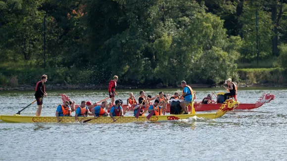 At Least 7 Dead, 14 Rescued As Dragon Boat Capsizes In Philippines