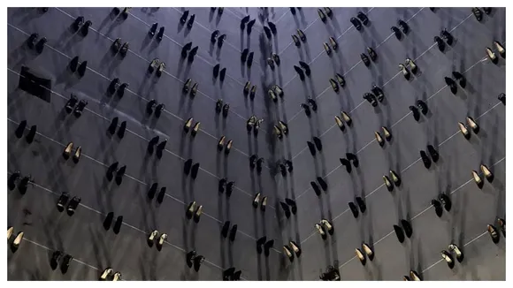Artist Hangs 440 Shoes On Istanbul Walls For 440 Women Killed By Husbands In Domestic Violence 