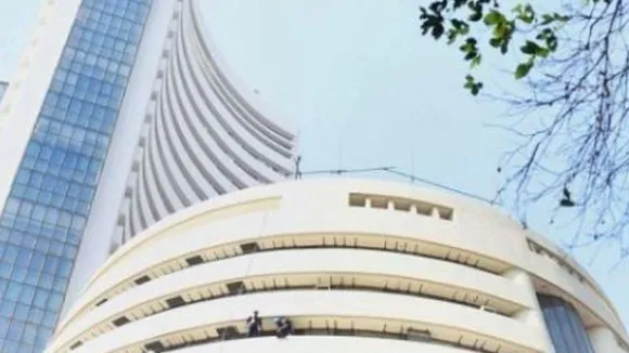 Sensex Rises Over 400 Points To Touch 39,000-Mark, Nifty Hits 11,560 In Opening Trade