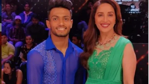 Dance Deewane 2: Jamshedpur Boy Vishal Sonkar Lifts Trophy From Madhuri Dixit and Salman Khan