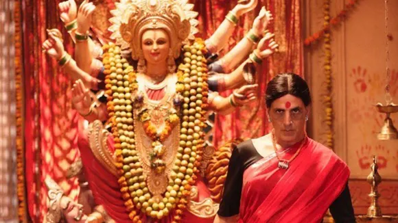 Laxmmi Bomb First Look: Akshay Kumar Clad In Red Saree Will Surely Give You Chills