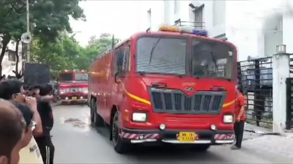 Kolkata: Fire Breaks Out At Baisakhi Mall In Salt Lake, 3 Fire Engines Rushed To Spot