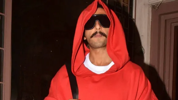 Did Ranveer Singh Just Scare A Kid With His Quirky Red Hoodie? Watch VIDEO