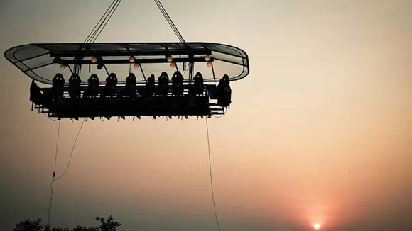 Noida's New Fly Dining Restaurant Lets You Enjoy Your Meal In The Sky