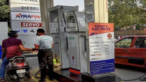 Petrol, Diesel Prices On October 12: Fuel Prices Continues To Fall, Check Latest Rates 