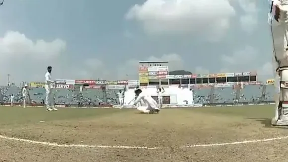Ravindra Jadeja's Falls Hilariously While Appealing In Pune Test, Gets Warned