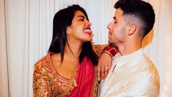 â€˜She Is Incredible In Every Wayâ€™; Nick Jonas Wish and Goofy Pics With Priyanka Chopra of Karwa Chauth Is All Things Love 