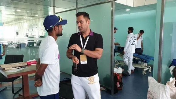 MS Dhoni Vists Indian Dressing Room In Ranchi After South Africa Whitewash