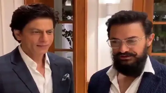 When Shah Rukh Khan Hugged Aamir Khan At An Event Organised By PM Modi