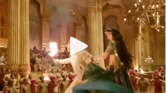 WATCH: Kriti Sanon ALMOST Sets Herself On Fire While Shooting â€˜Chammoâ€™ For Housefull 4; Shares BTS video