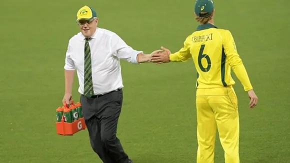 Incredible! Australia's Prime Minister Becomes Drinks Carrier During Sri Lanka Warm-Up Game