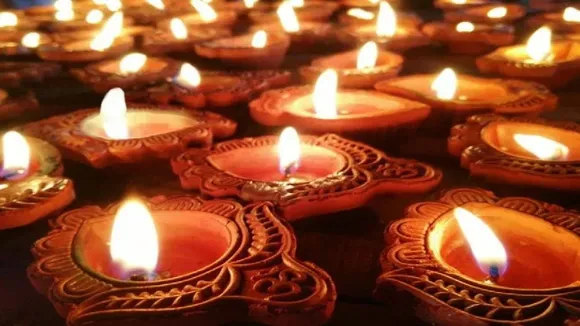 Diwali Messages: 10 Priceless And Beautiful Wishes For Your Friends And Families