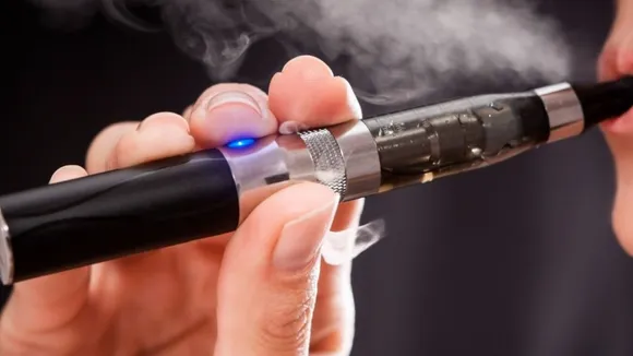 Teens Using Flavoured E-Cigarettes More Likely To Become Long Term Users: Study