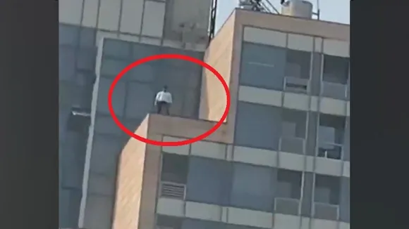 Tis Hazari Clashes: After Self-Immolation Attempt By Colleague, Lawyer Threatens To Jump Off Rohini Court Building
