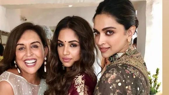 Deepika Padukone Stuns In Sabyasachi Saree As She Attends Friend's Mehndi Ceremony