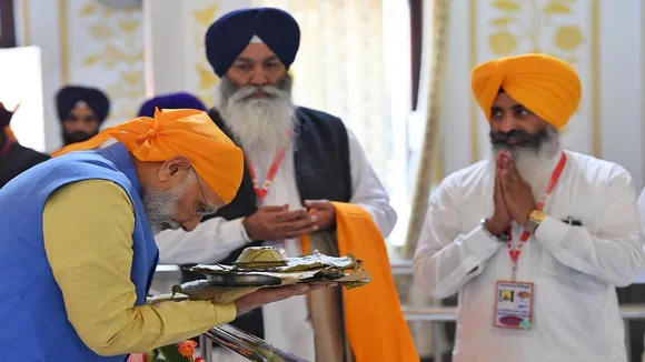 PM Modi Inaugurates Kartarpur Corridor, First Pilgrim Batch Leaves For Shrine In Pakistan 