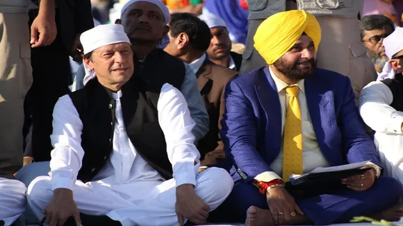 'I Am Sending A Munnabhai MBBS-Style Hug To...': Navjot Singh Sidhu At Kartarpur 