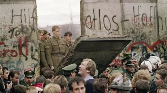 Ayodhya Verdict Coincides With 30th Anniversary Of Fall Of Berlin Wall