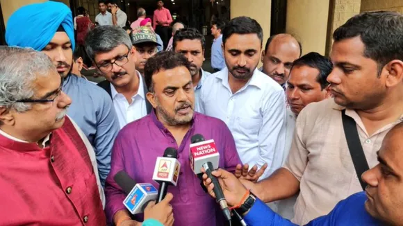 'Get Ready For Early Elections,' Sanjay Nirupam Drops Bombshell Amid Latest Maharashtra Buzz 