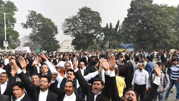 Tis Hazari Clash: Delhi Lawyers Call Off Strike, To Resume Work From Today