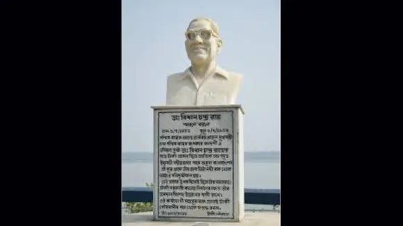 West Bengal: Bust Of Former CM Bidhan Chandra Roy Vandalised; TMC-BJP Blame Each Other