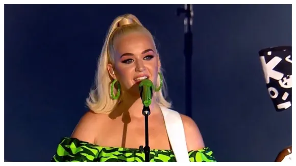 Katy Perry Enters Airport Without Showing Passport, Netizens Slam Her For Disrespecting Indian Law, WATCH Video 