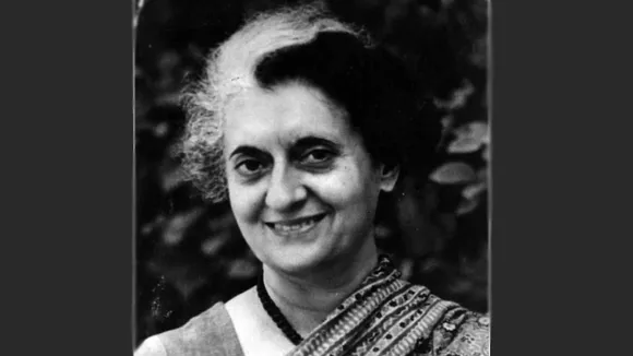 Indira Gandhi Birth Anniversary: PM Modi Tweets Tributes; Sonia Gandhi, Manmohan Singh Pay Respects At Shakti Sthal