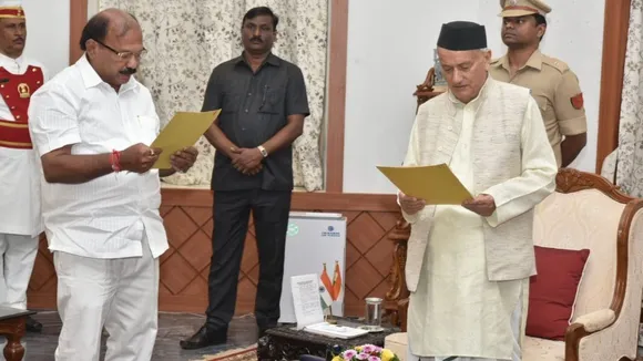 BJP's Kalidas Kolambkar Takes Oath As Protem Speaker Of Maharashtra Assembly