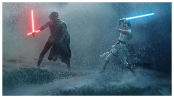 Star Wars: The Rise Of Skywalker Director â€˜Forgetsâ€™ Entire Script In Hotel Room And Then THIS Happened
