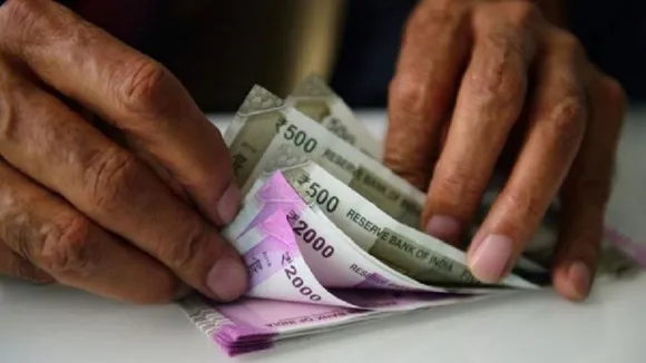 Rupee Slips 12 Paise To 71.78 Against US Dollar In Early Trade