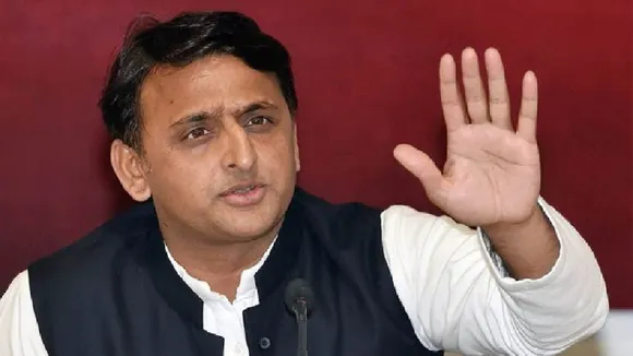 Akhilesh Yadav Meets Family Of Unnao Rape Victim Who Was Set Ablaze