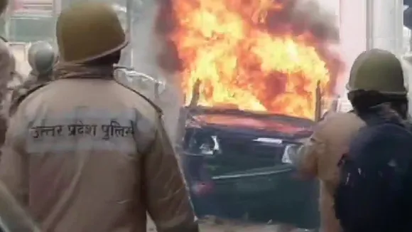 Anti-CAA Protests: Fresh Clashes Between Police, Protesters In Several Parts Of Uttar Pradesh