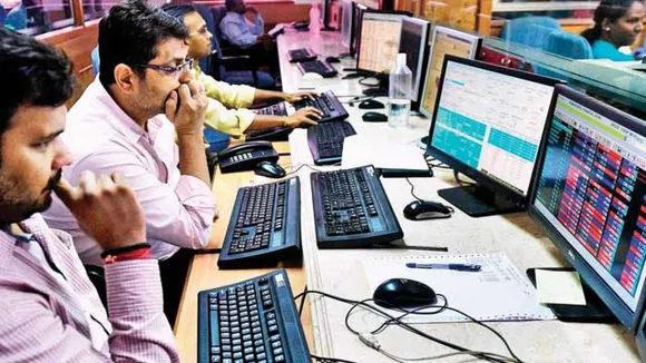 Markets May Witness Consolidation In Holiday-Shortened Week Ahead: Analysts