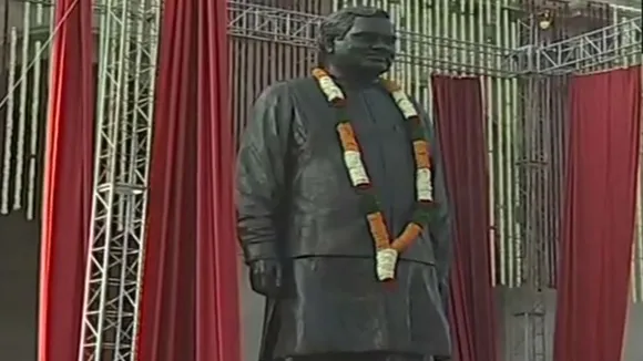 PM Narendra Modi Unveils Atal Bihari Vajpayee's Statue In Lucknow On His 95th Birth Anniversary