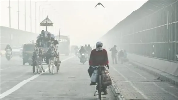 Delhi Gripped By Severe Cold, Minimum Temperature 4.2 Degrees Celsius