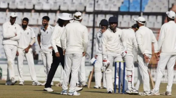 Shubman Gill Argues With Umpire After Being Given Out, Punjab Vs Delhi Ranji Game Halted For 10 Minutes