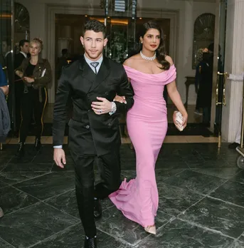 Priyanka Chopra Dazzles At 77th Golden Globes Red Carpet Hand In Hand With Nick Jonas