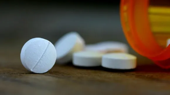 Aspirin May Reduce Bowel Cancer Risk, Claims Study