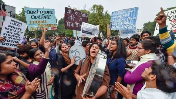 Big Victory For JNU Students, Service Charges Waived Off For Hostel Residents In Winter Semester