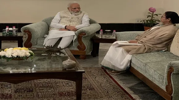 PM Modi Meets Mamata Banerjee, Shares Dais Amid Protests Against CAA In Kolkata