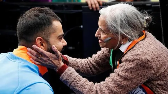 Indian Cricket Team Superfan Charulata Patel Dies Aged 87