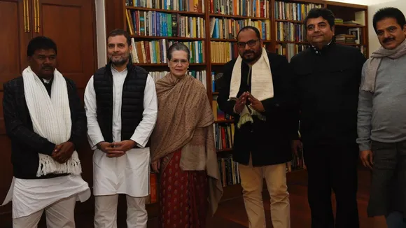 JVM MLAs Bandhu Tirkey, Pradeep Yadav Meet Sonia Gandhi, May Join Congress Soon