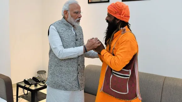 modi rickshaw puller