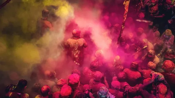 holi2020  1