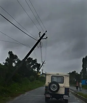 Arriving of the Cyclone Phailin