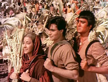 Famous mothers of Bollywood!