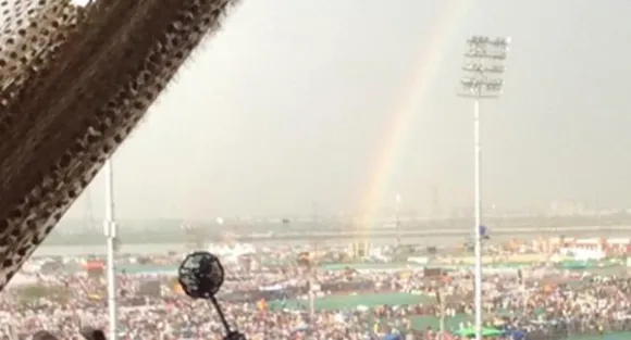 In Pics: Sri Sri Ravishankarâ€™s AOL event