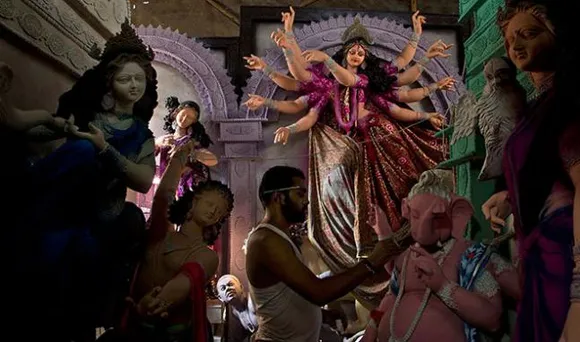 Durga Puja Mahalaya Amavasya 2017: Know its history and significance in Pics