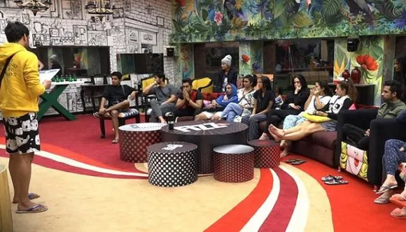 Bigg Boss 11 October 16 episode highlights Hina Sapna Puneesh Luv Akash gets nominated